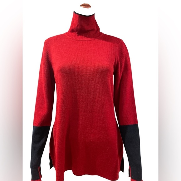 Athleta Switchback Merino Wool Blend  Turtleneck Sweater size S - Picture 2 of 4